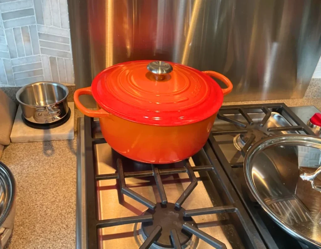 Le Creuset 5.5-Quart Round Dutch Oven