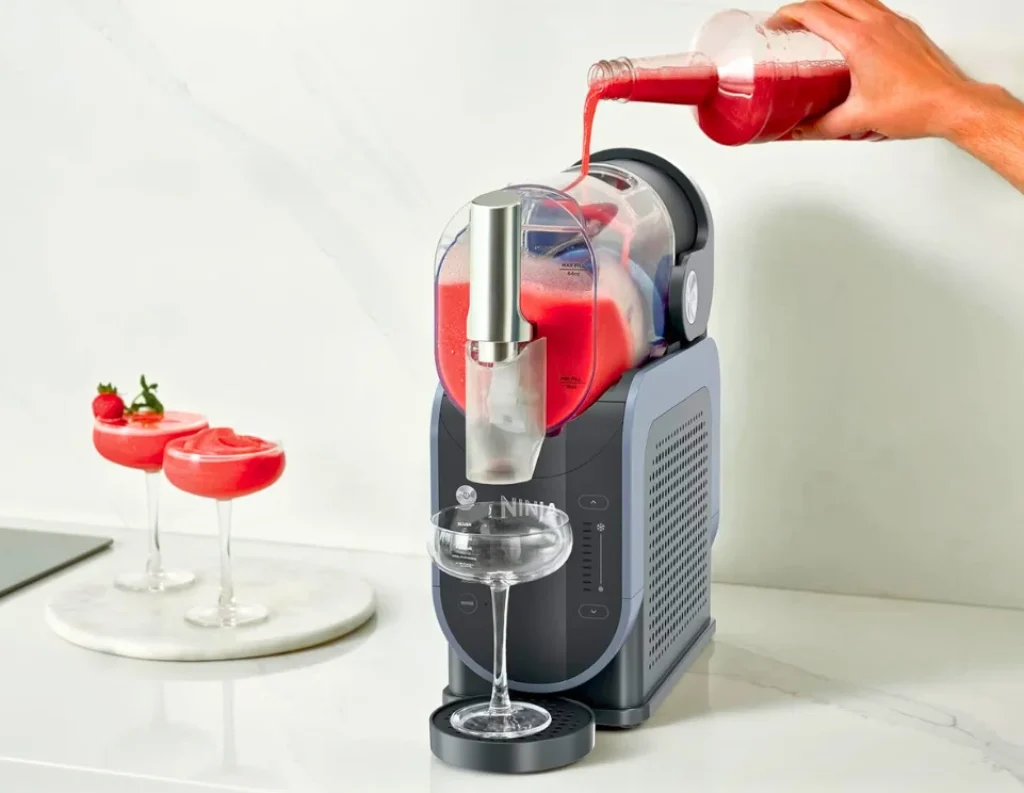 Ninja SLUSHi with RapidChill Technology