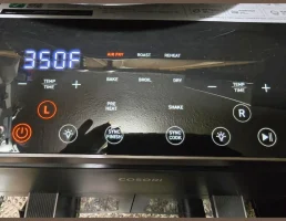 COSORI glass-topped touchscreen