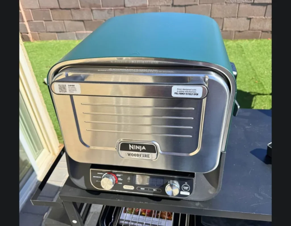 Ninja Woodfire 8-in-1 Outdoor Oven